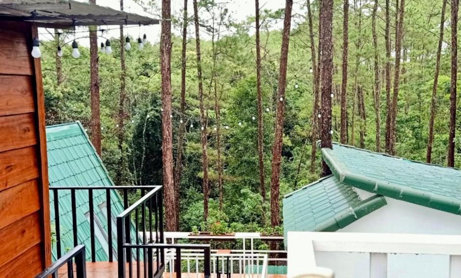Tỉnh Kontum Nang Homestay Mang Den מראה חיצוני תמונה